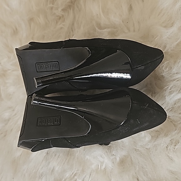 Unlisted E-File black high heel ankle booties 3 buttons side elastic  8 1/2 Med - Picture 8 of 10